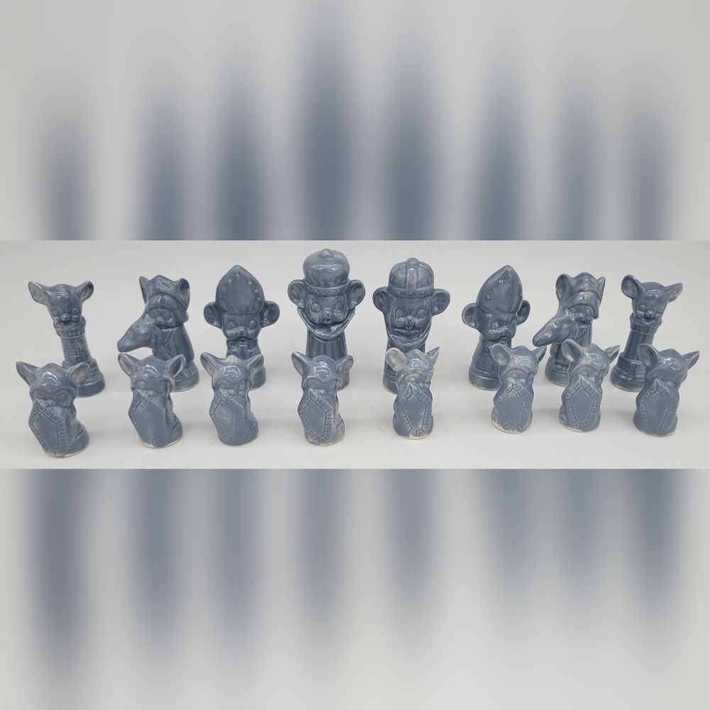 Vintage Porcelain Ceramic Warrior Mouse Chess Set 32 Blue & Cream Mice Pieces